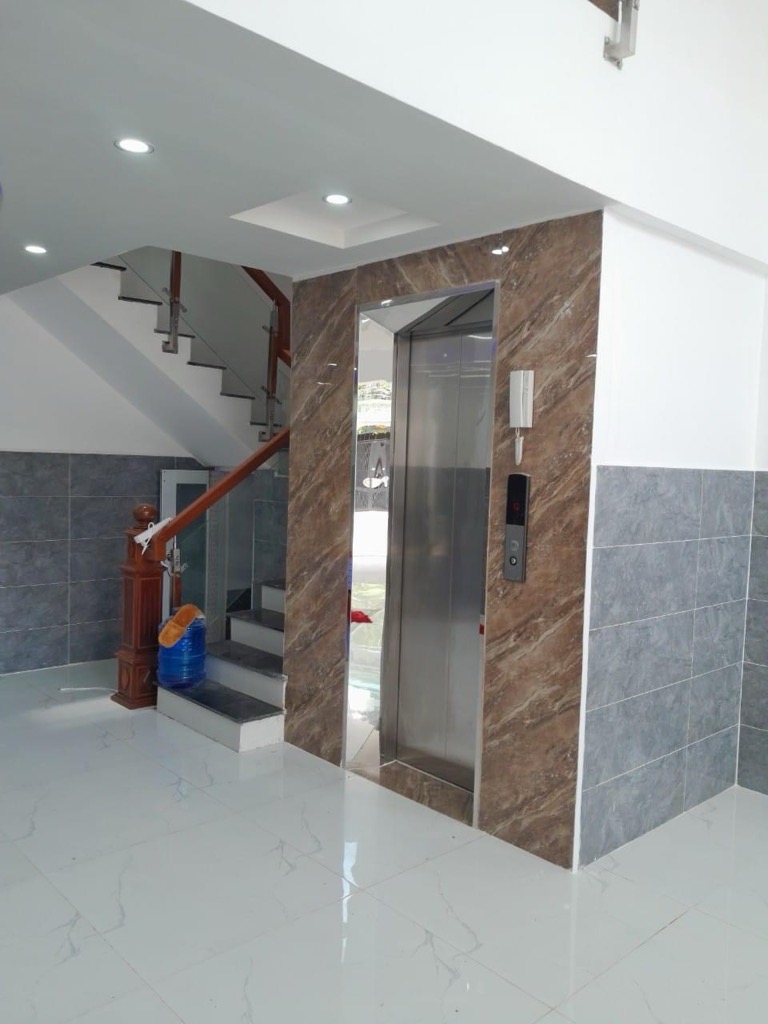 CHDV mặt tiền Lê Liễu, 100m2 ngang 6m, 6 tầng thang máy, 22 Phòng, DT 60tr/th