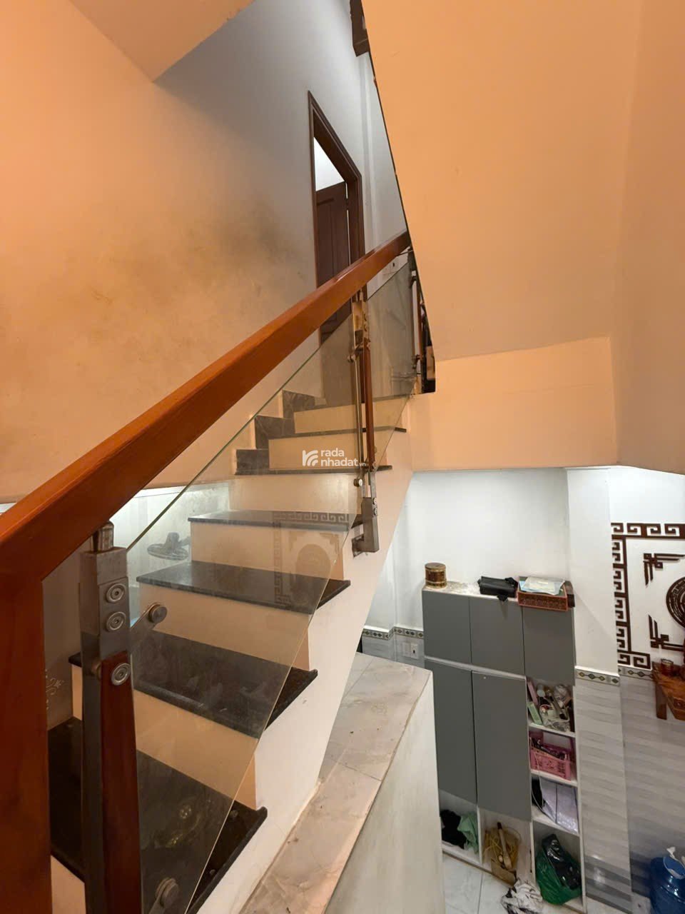 BÁN NHÀ MẶT TIỀN GẦN LÊ VĂN QUỚI - 40M2 - 3 TẦNG BTCT - HẺM XE HƠI - GIÁ 4 TỶ 3 TL