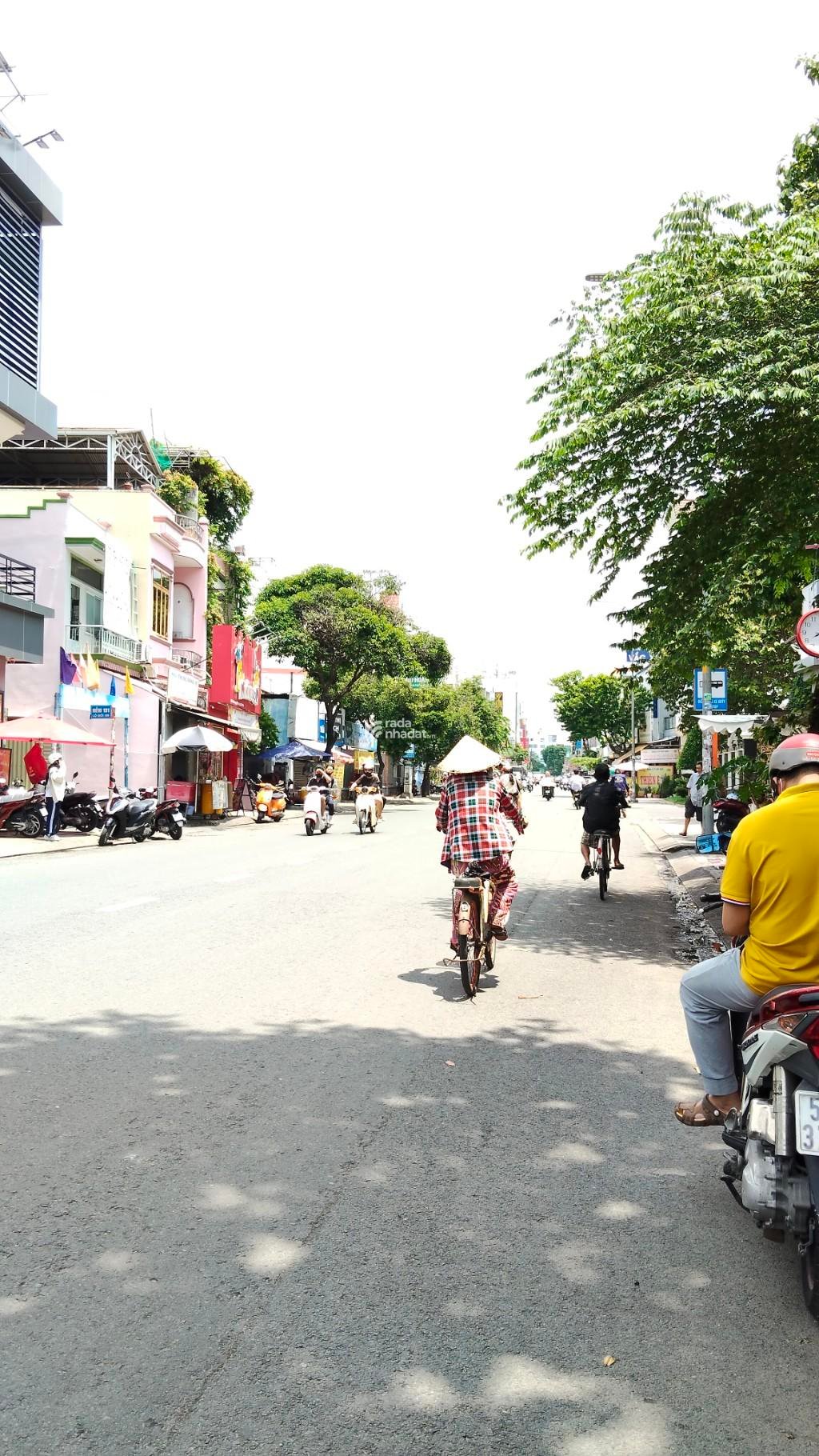 TÂN PHÚ- NHỈNH 42 TỶ CÓ NHÀ MẶT TIỀN KINH DOANH BUÔN BÁN 8x 23 ĐANG CHO THUÊ SPA DÒNG TIỀN ỔN ÁP 