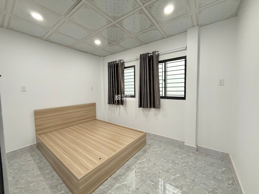 CHÍNH CHỦ GỬI BÁN NHÀ GIÁ RẺ NGAY PHẠM VĂN ĐỒNG - 4x14m Nở hậu L 5m - Giá chỉ Nhỉnh 4 Tỷ Còn Bớt