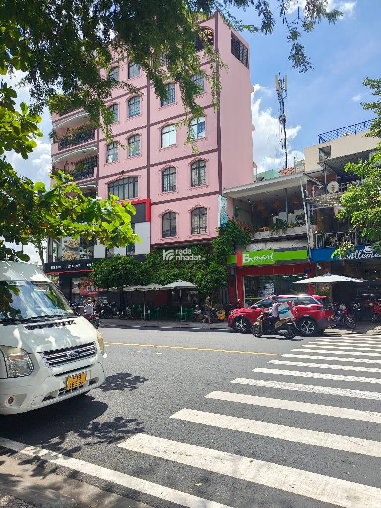 107 TỶ ĐANG CHO THUÊ 120 TRIỆU/THÁNG NGAY TRUNG TÂM QUẬN 4