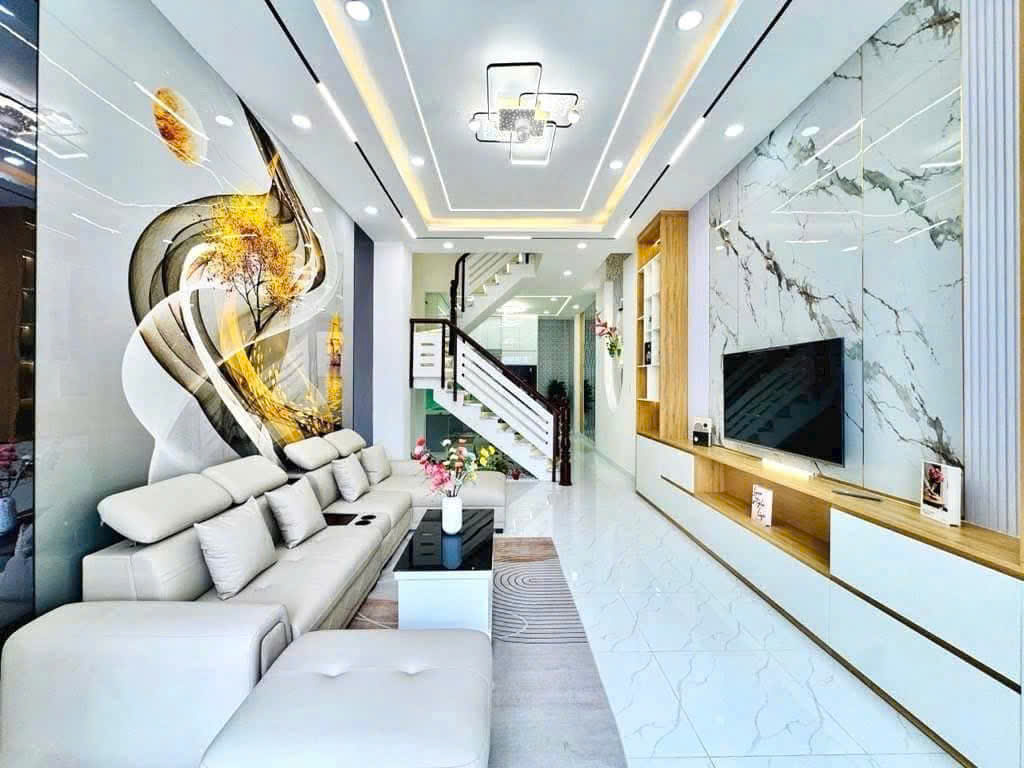 BÁN nhà Quận 4, vị trí đẹp, Giá 3TY950, Hẻm xe hơi, CẦN BÁN GẤPPPPPP