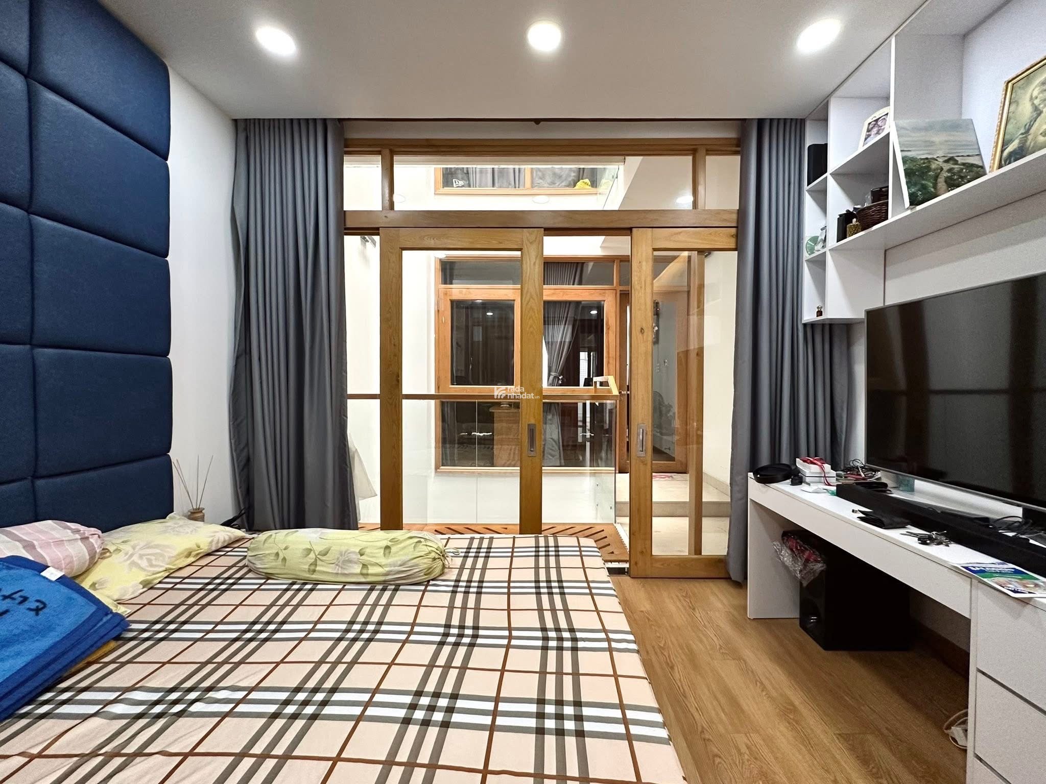 SIÊU VỊ TRÍ QUẬN 1 -HAI BÀ TRƯNG - TÂN ĐỊNH- 70M2(4.2  17m) 5 TẦNG - HẺM Ô TÔ - GIÁ 22 TỶ