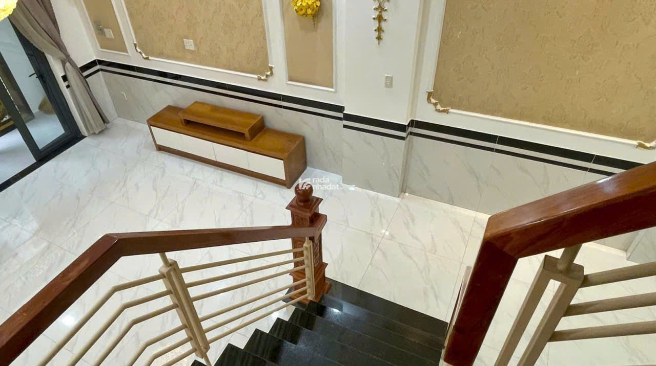 BÁN GẤP NHÀ ƯNG Ý 1 TRỆT 2 LẦU HẺM Ô TÔ ĐƯỜNG 22 LINH ĐÔNG THỦ ĐỨC 60.8M2 7.6 TỶ
