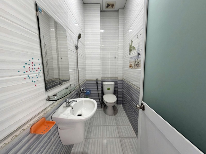 Nhà 3 Tầng Bình Trưng Tây Q2 - ÔTÔ Tránh - BV Lê Văn Thịnh. Giá 7.x Tỷ