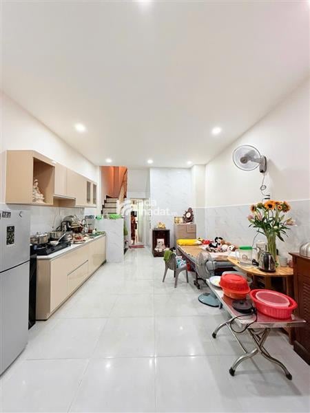 BÁN NHÀ LÒ GỐM QUẬN 6 4 TẦNG BTCT 4.2 TỶ GẦN MẶT TIỀN TIỆN ÍCH ĐỦ ĐẦY 