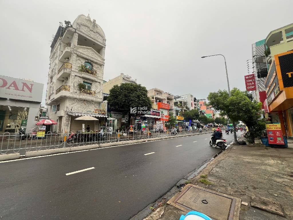 SÁT TÂN BÌNH, HẺM XE HƠI HOÀNG XUÂN NHỊ, TÂN PHÚ, 37M2 NGANG HIẾM CÓ. GIẢM 550TR CHỈ 5.3T TL TỐT