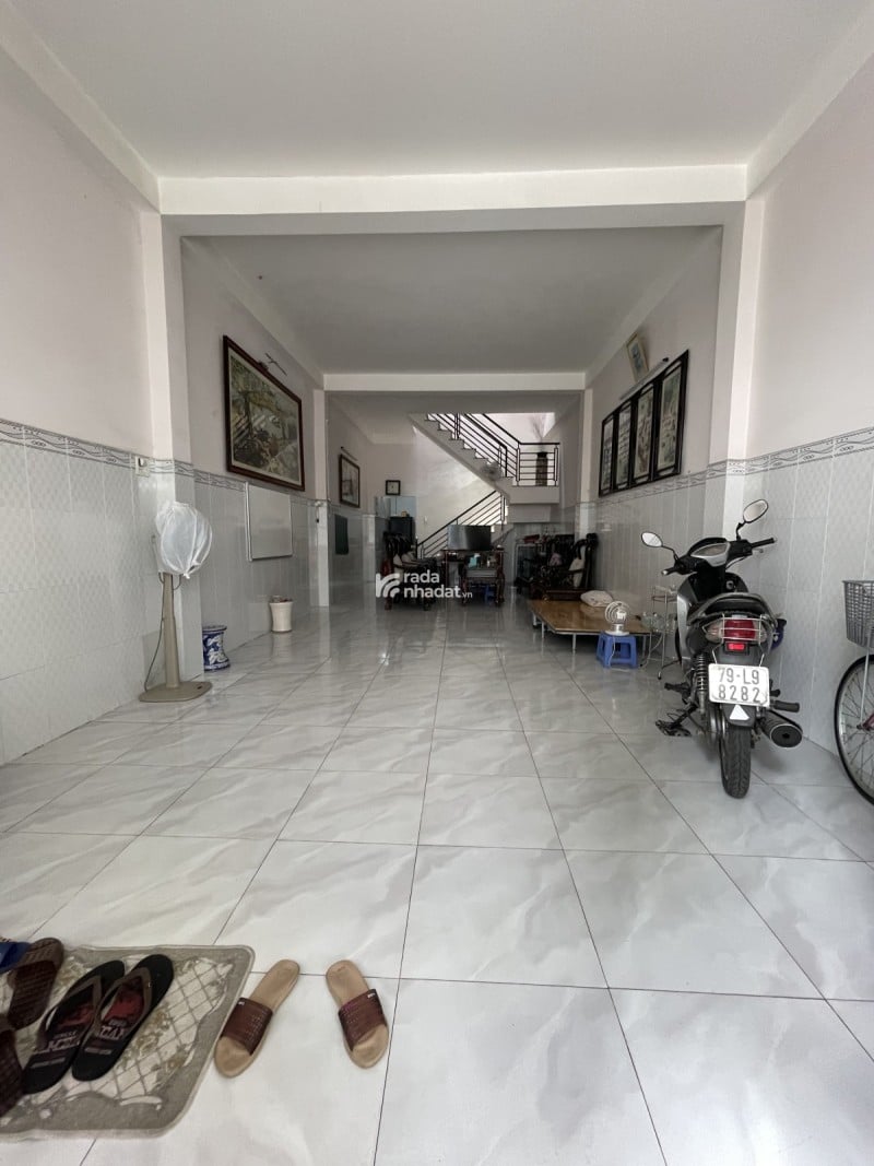 Tân Phú Hẻm 8m. Gần Chung Cư Cao Cấp. Kinh Doanh Đỉnh. Chỉ 7.95 Tỷ