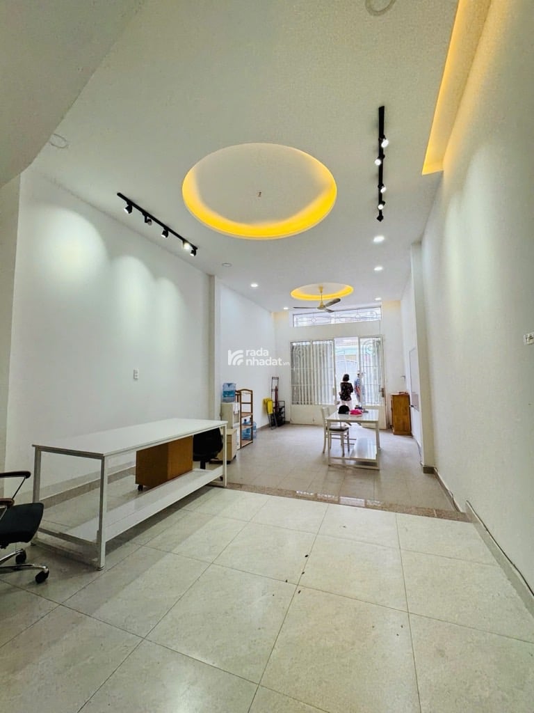 NHÀ ĐẸP 3 TẦNG 80M2(4X20)-KDC TÊN LỬA-GẦN AEON-GIÁ 11.2 TỶ