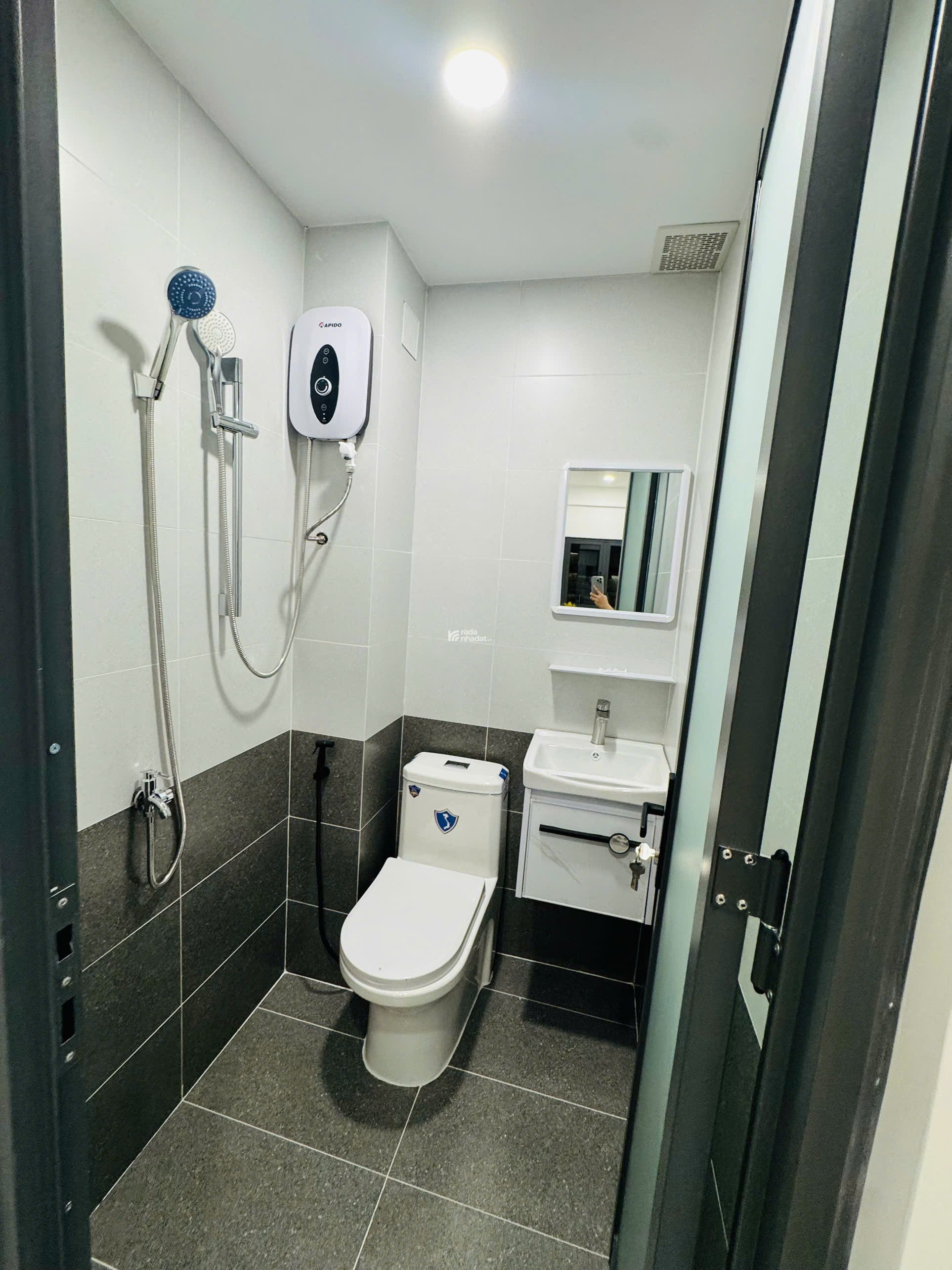  VĨNH VIỄN QUẬN 10 -9.6 TỶ - BÁN NHÀ MỚI 100%- 5 TẦNG CÁCH MẶT TIỀN CHỈ 10M 