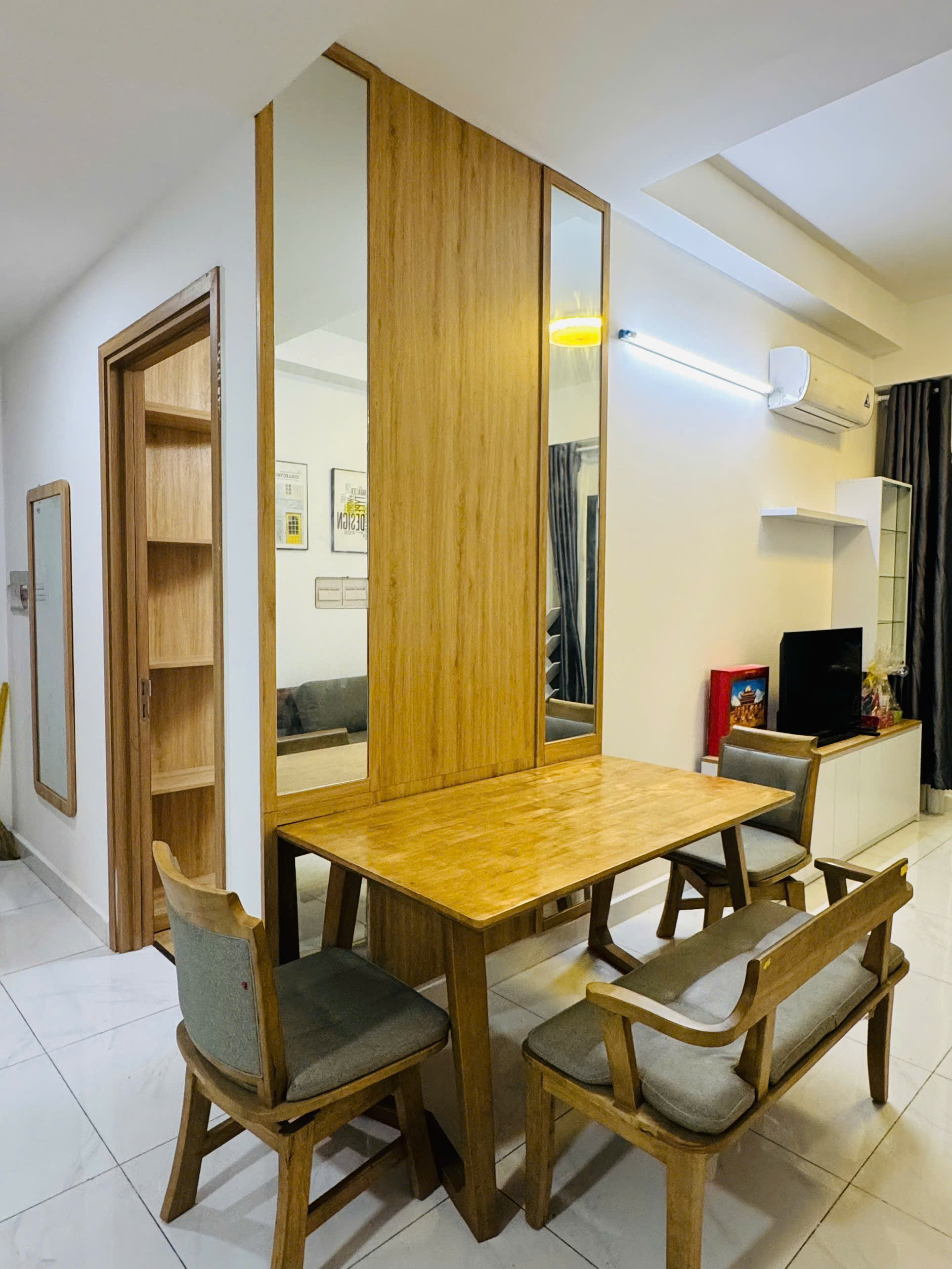 BÁN CĂN HỘ 3PN FULL NỘI THẤT NGAY GA METRO - 10P VÀO QUẬN 1