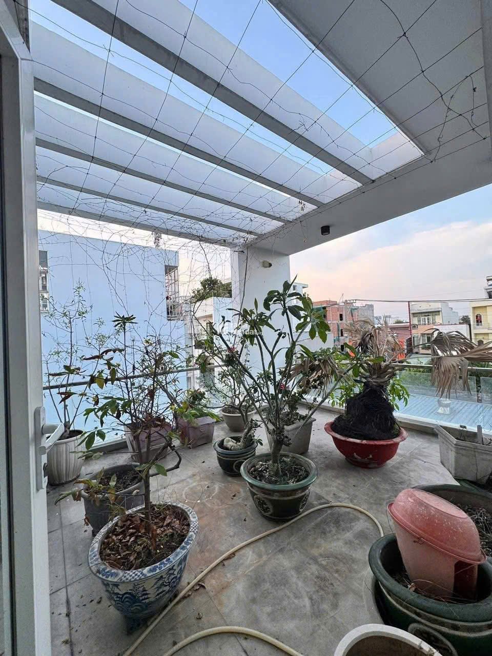 Cần tiền bán gấp nhà 4 lầu Hậu Giang, Quận 6, 48m2, đang cho thuê 18 tr/tháng SHR giá 4 tỷ 070 TL