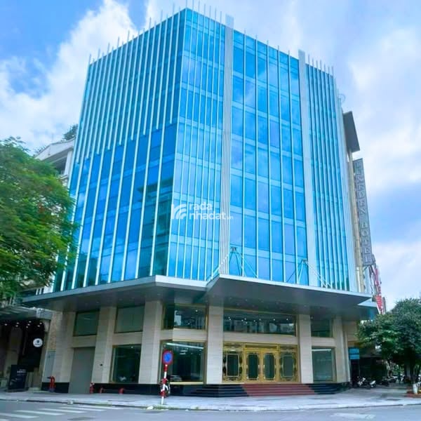Cho thuê văn phòng hạng B 300m giá từ 12USD m2 tại 82 Trần Thái Tông, Cầu Giấy, Hà Nội