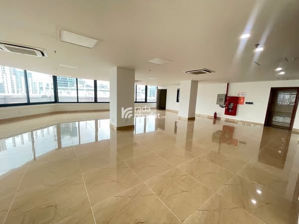 Cho thuê văn phòng hạng B 300m giá từ 12USD m2 tại 82 Trần Thái Tông, Cầu Giấy, Hà Nội