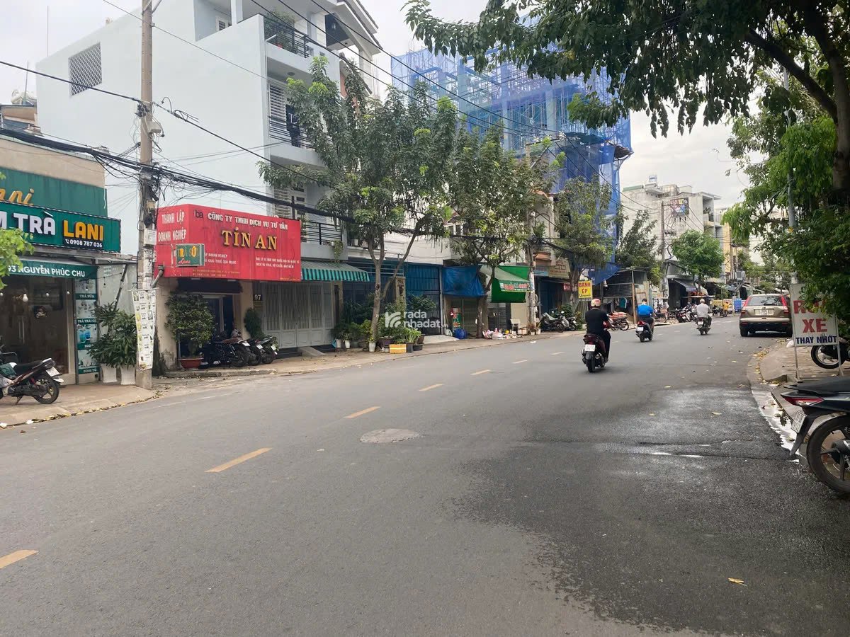 MTKD Nguyễn Phúc Chu, kd sầm uất, 70m2, ngang 4.6m, Chỉ 13.9 tỷ TL