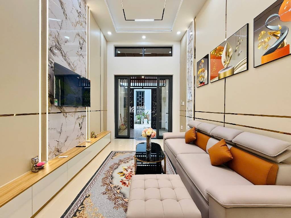BÁN GẤP NHÀ 4 TẦNG - DT 4x18M - NỘI THẤT CAO CẤP - CÔNG VIÊN LÀNG HOA P8 GÒ VẤP - 7 TỶ XÍU