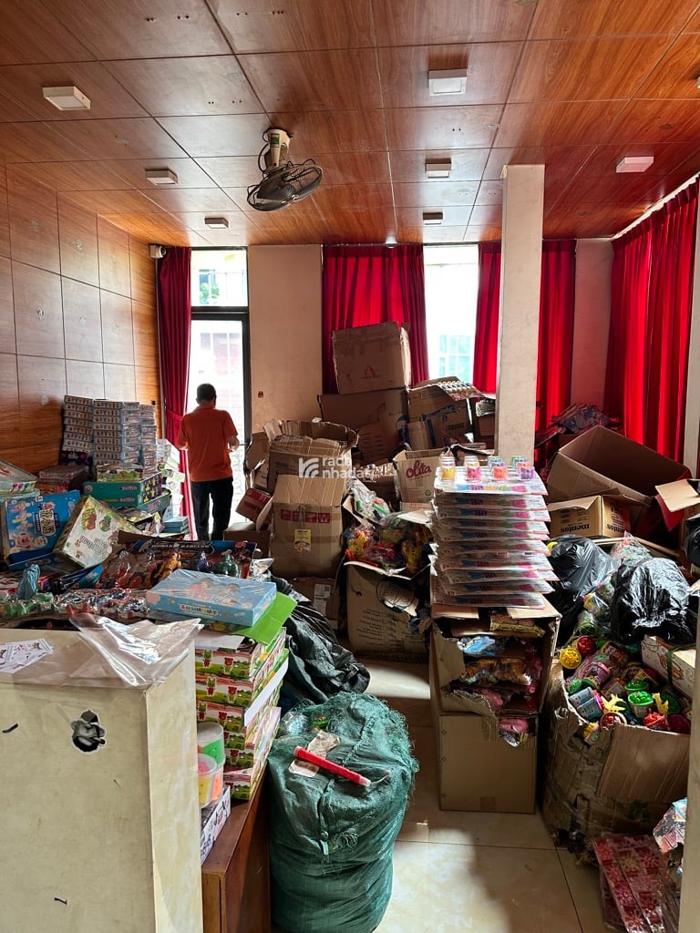 BÁN NHÀ MẶT TIỀN CAO VĂN LẦU 71M2 5 TẦNG 17 TỶ TRUNG TÂM QUẬN 6