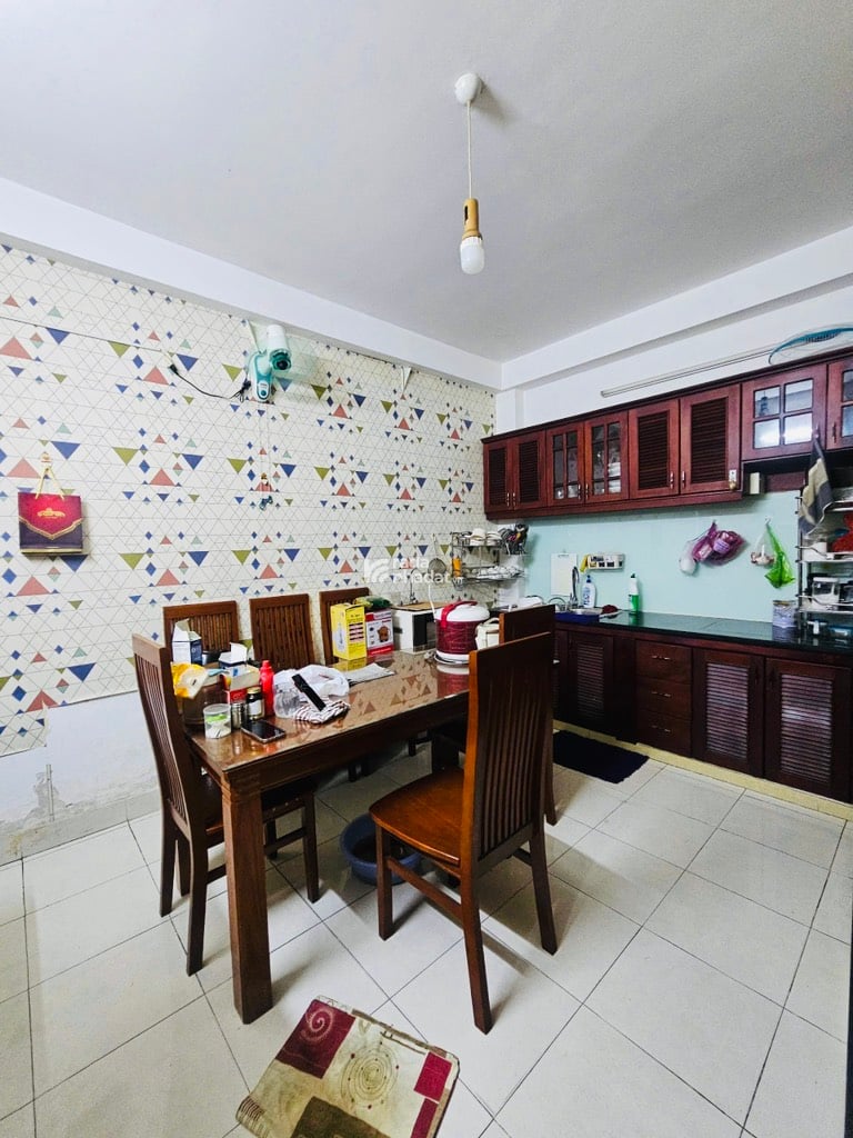 KHU VIP BÀU CÁT - XE HƠI NGỦ TRONG NHÀ - NGANG LỚN BỀ THẾ