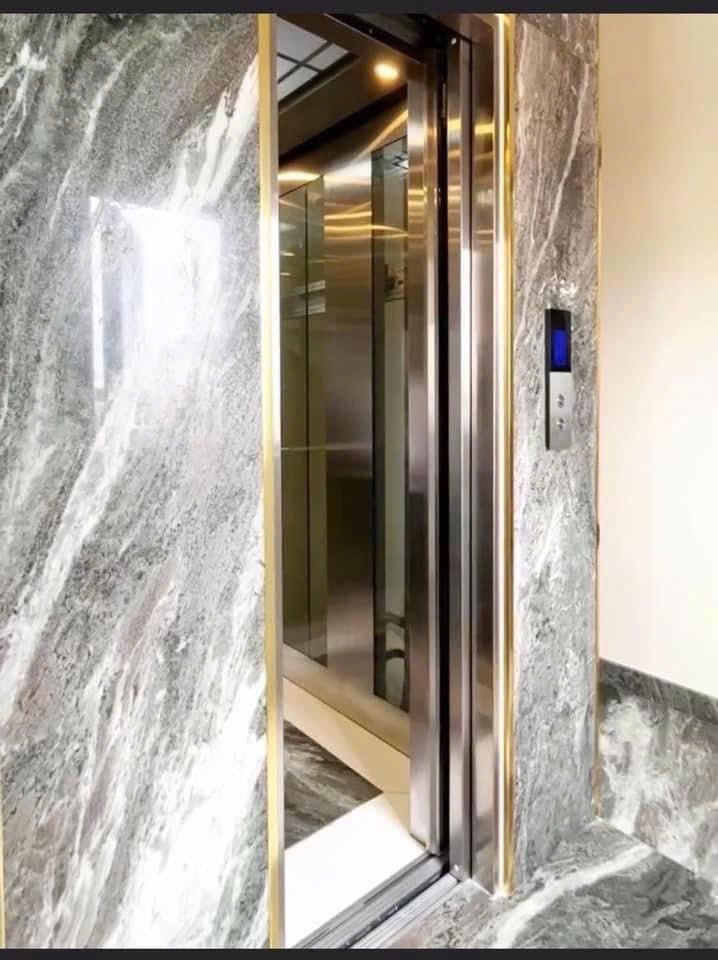 Tòa nhà CHDV mặt tiền Tống Văn Hên, 120m2, 6 tầng, 16phòng, DT 70tr/th, Chỉ 17.5 tỷ