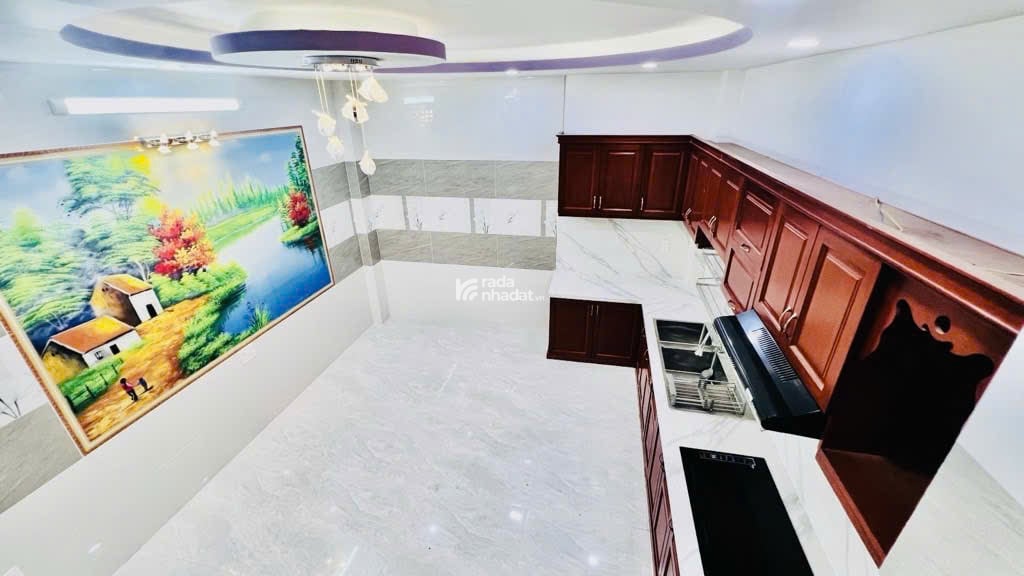 Cần bán nhà 5 tầng mặt tiền Nguyễn Văn Công P3 Gò Vấp 4x15m Giá 13.5 tỷ