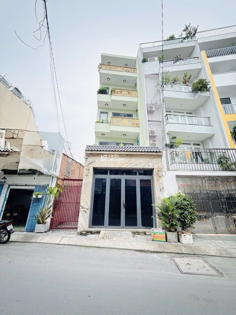 Cần bán nhà 5 tầng mặt tiền Nguyễn Văn Công P3 Gò Vấp 4x15m Giá 13.5 tỷ