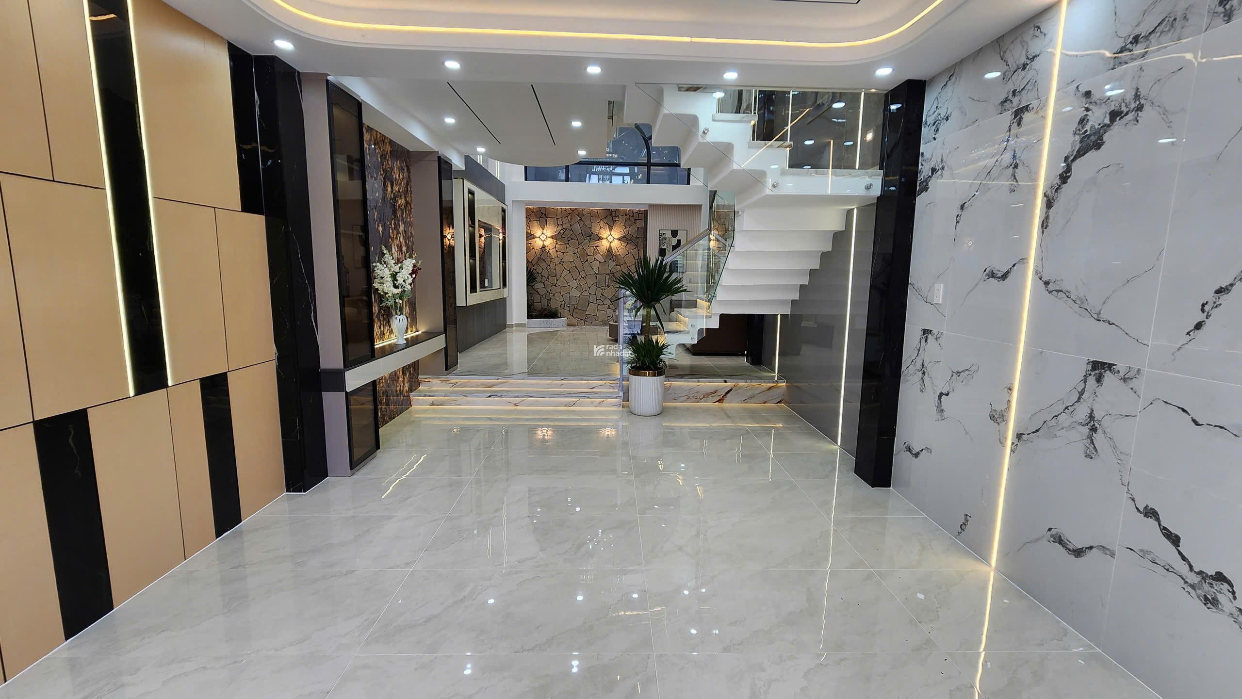  NHÀ PHỐ LUXURY 4 TẦNG FULL NỘI THẤT - 4 TỶ NHẬN NHÀ, QUẬN 12 -  4 TỶ NHẬN NHÀ