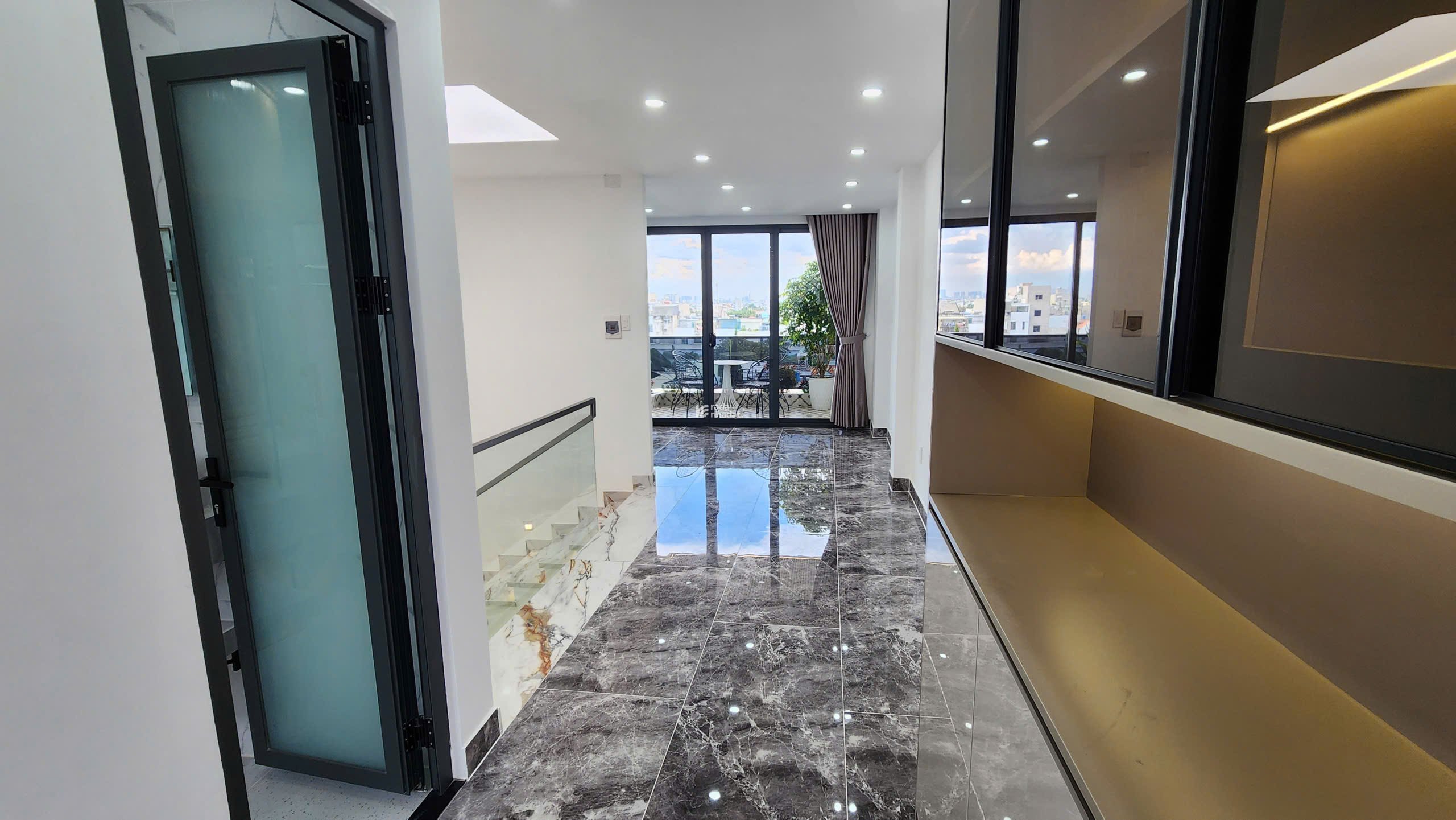  NHÀ PHỐ LUXURY 4 TẦNG FULL NỘI THẤT - 4 TỶ NHẬN NHÀ, QUẬN 12 -  4 TỶ NHẬN NHÀ