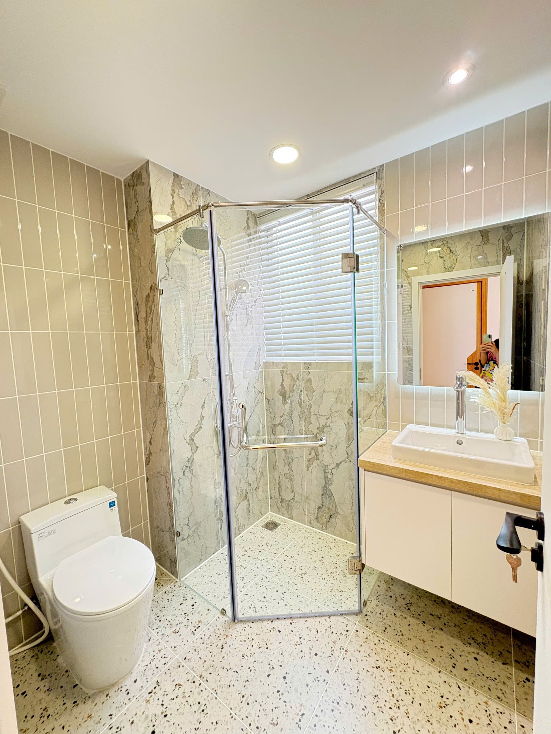 Bán nhanh căn hộ gần ĐH RMIT, Sky garden 2, Phú Mỹ Hưng, Q7, 3PN nhà mới, giá chỉ 8 tỷ 