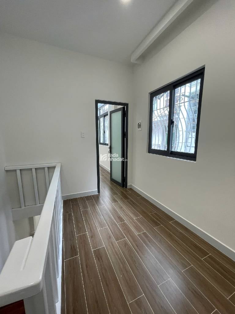 TÂN BÌNH NHÀ MỚI Ở NGAY GẦN MẶT TIỀN ĐƯỜNG CÁCH MẠNG THÁNG 8 - GIÁ 5.68 TỶ TL