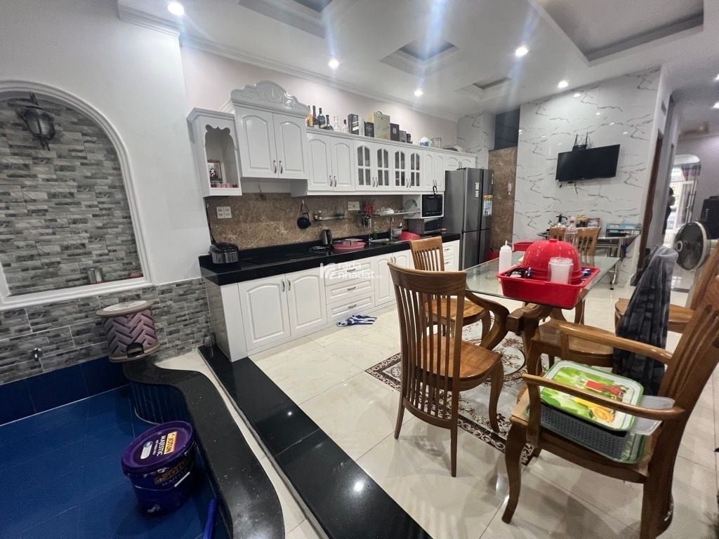 MẶT TIỀN KINH DOANH SIÊU ĐỈNH TÂN PHÚ SÁT QUẬN 11, VÀ GẦN TÂN BÌNH, 98M2 (424.5), 5 TẦNG BTCT MỚI