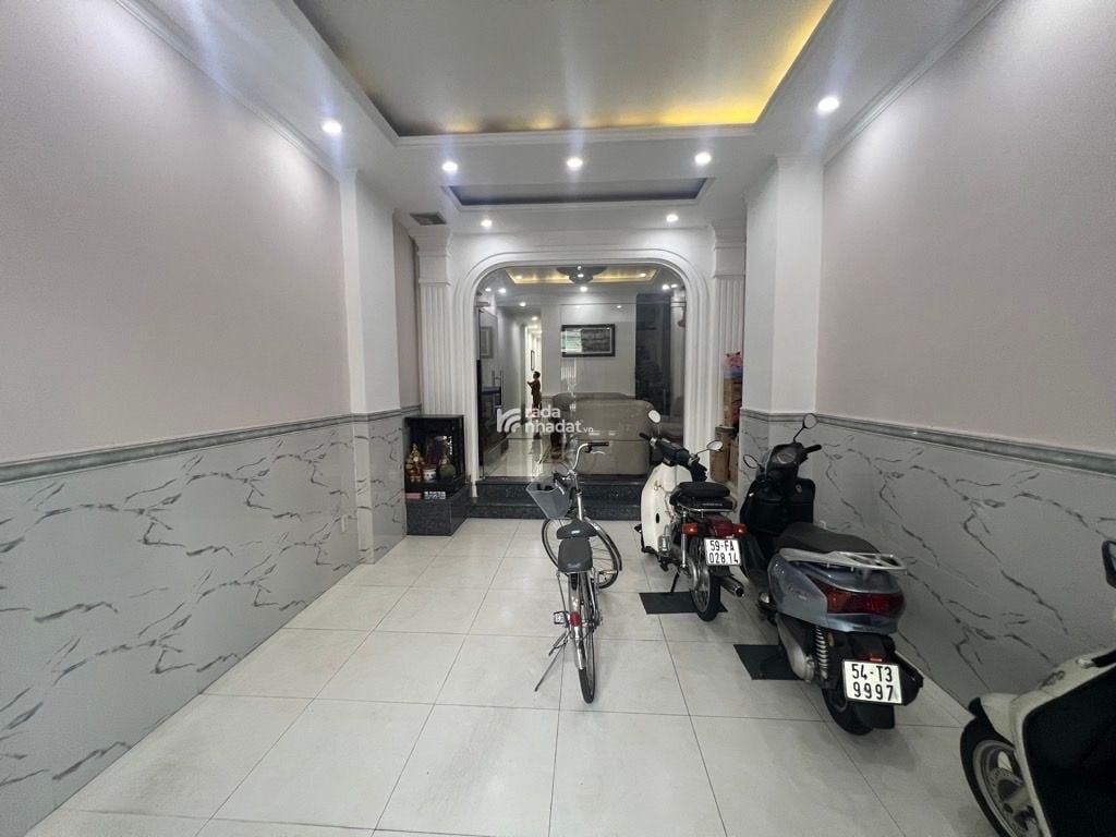 MẶT TIỀN KINH DOANH SIÊU ĐỈNH TÂN PHÚ SÁT QUẬN 11, VÀ GẦN TÂN BÌNH, 98M2 (424.5), 5 TẦNG BTCT MỚI