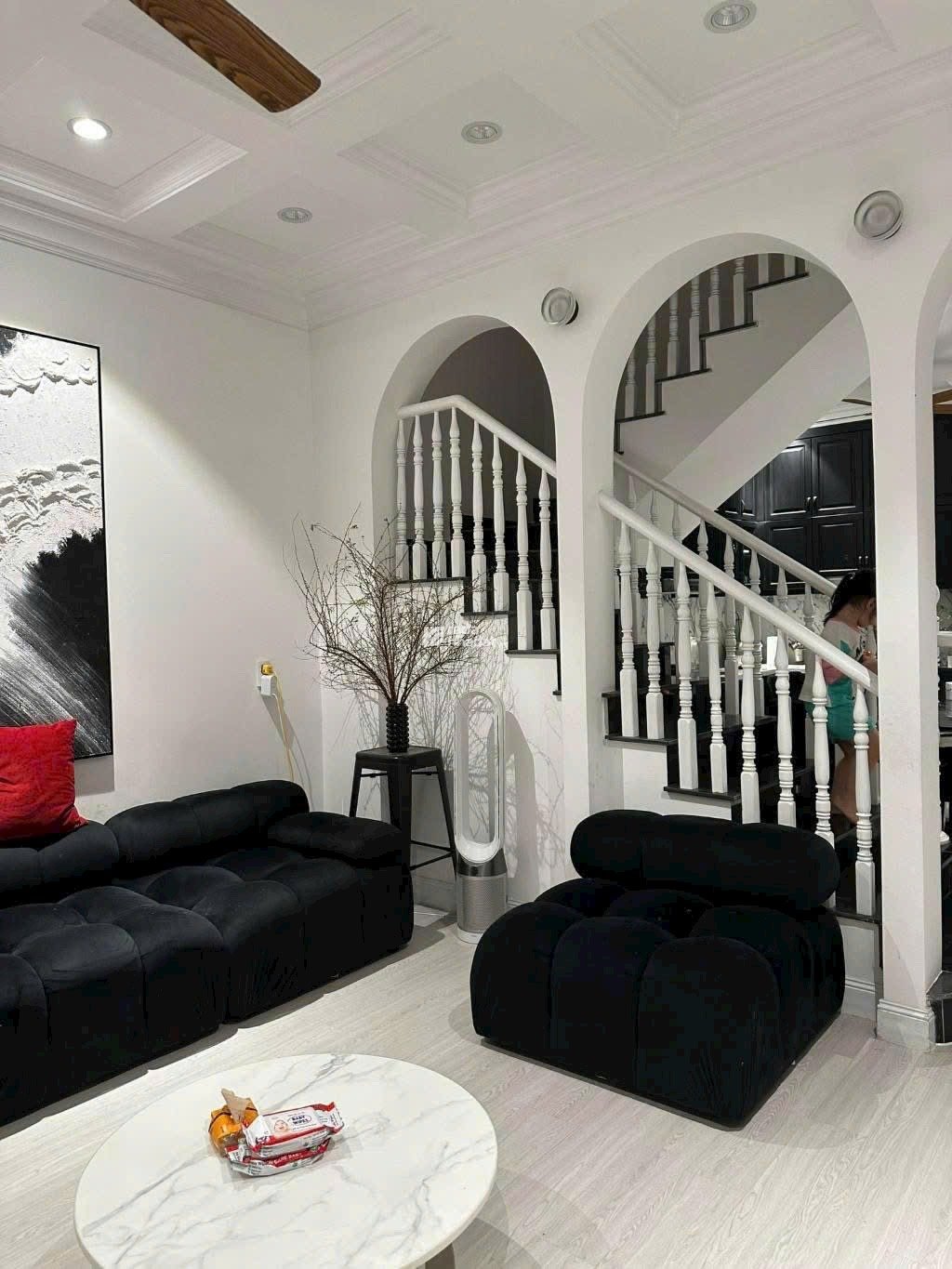 Bán nhà 5 tầng đẹp như biệt thự tại đường Võ Thị Nhờ, phường Tân Thuận Đông, Quận 7 – Chỉ 10.6 Tỷ 