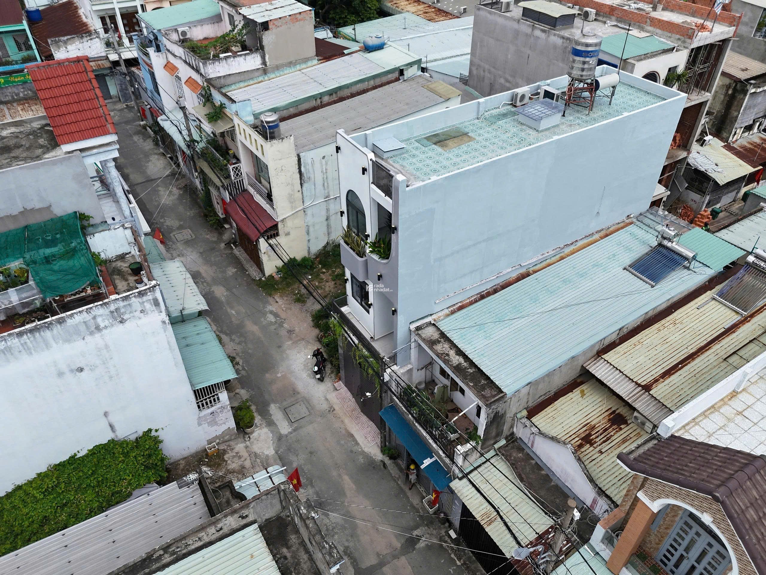NHÀ ĐẸP LÊ THỊ RIÊNG 4 TẦNG - Q12 - ĐƯỜNG THÔNG, VỊ TRÍ CỰC ĐẸP - 2 TỶ NHẬN NHÀ