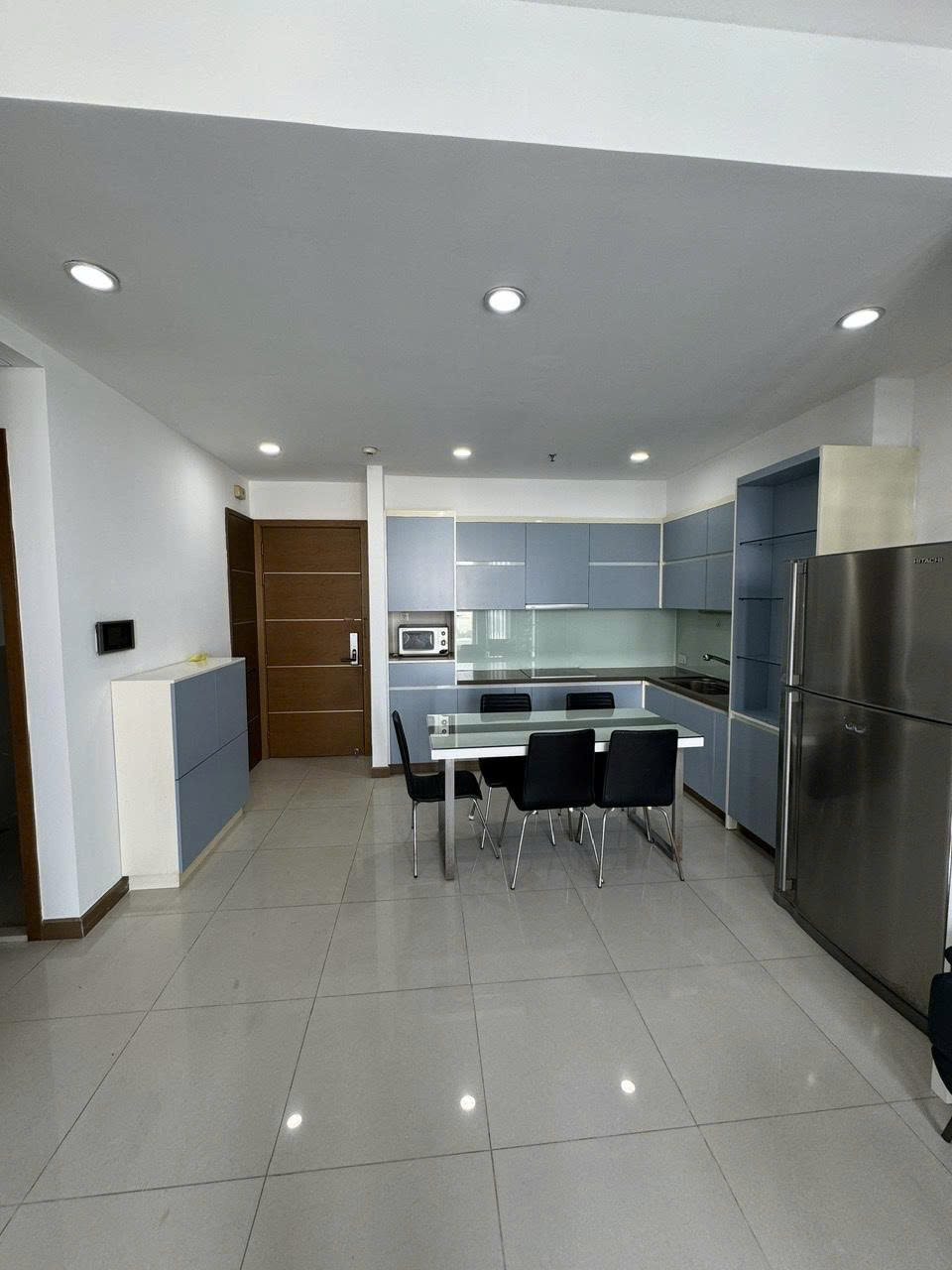 Chung cư Phú Nhuận 2PN 7,1 tỷ, 114,5m2, 2PN, 2WC, full nội thất, sổ hồng. Gần sân bay