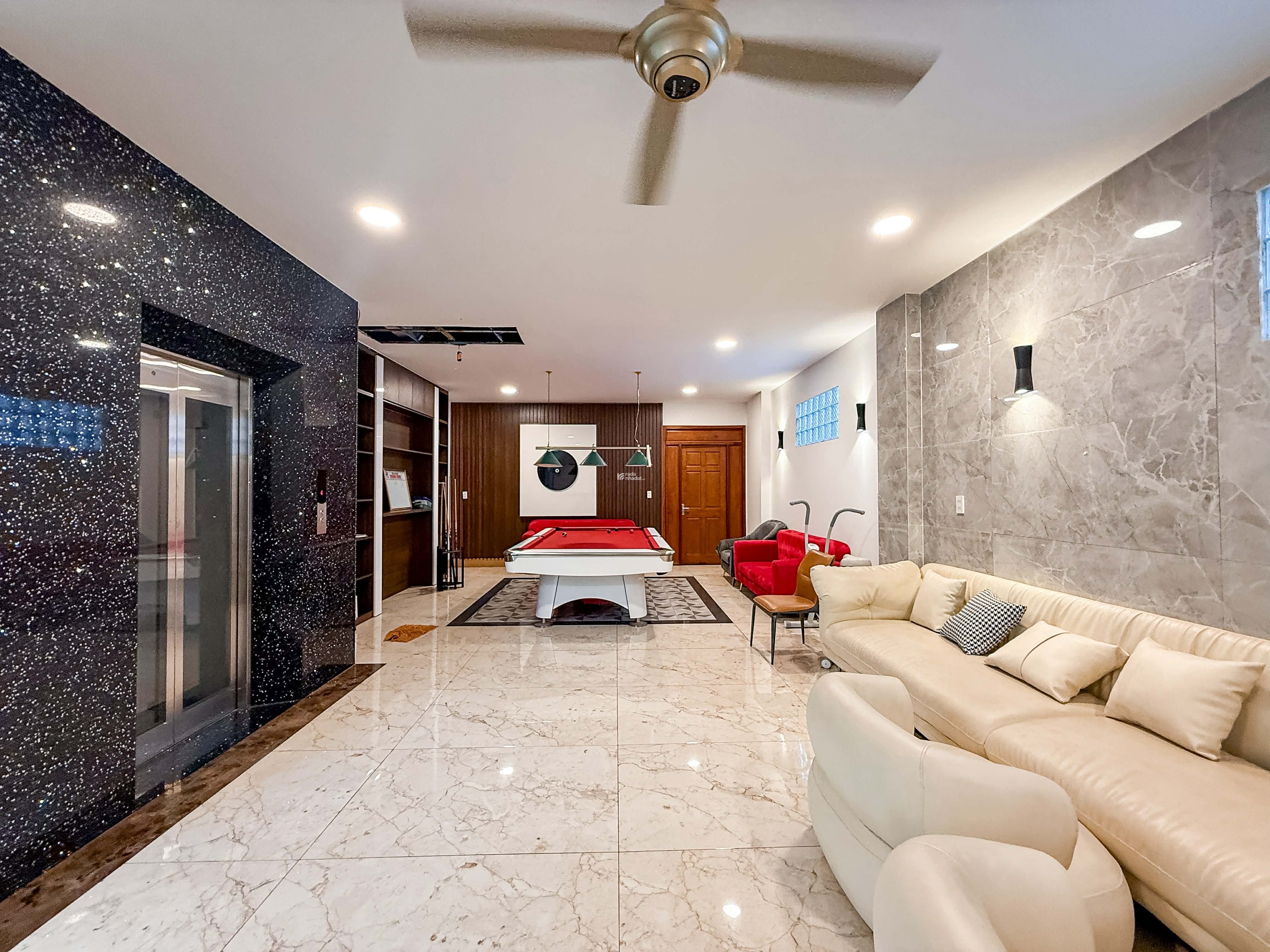 BIỆT THỰ NGHỈ DƯỠNG 310M2 - 5 TẦNG THANG MÁY - HỒ BƠI - GARAGE - BÙI ĐÌNH TUÝ, BÌNH THẠNH