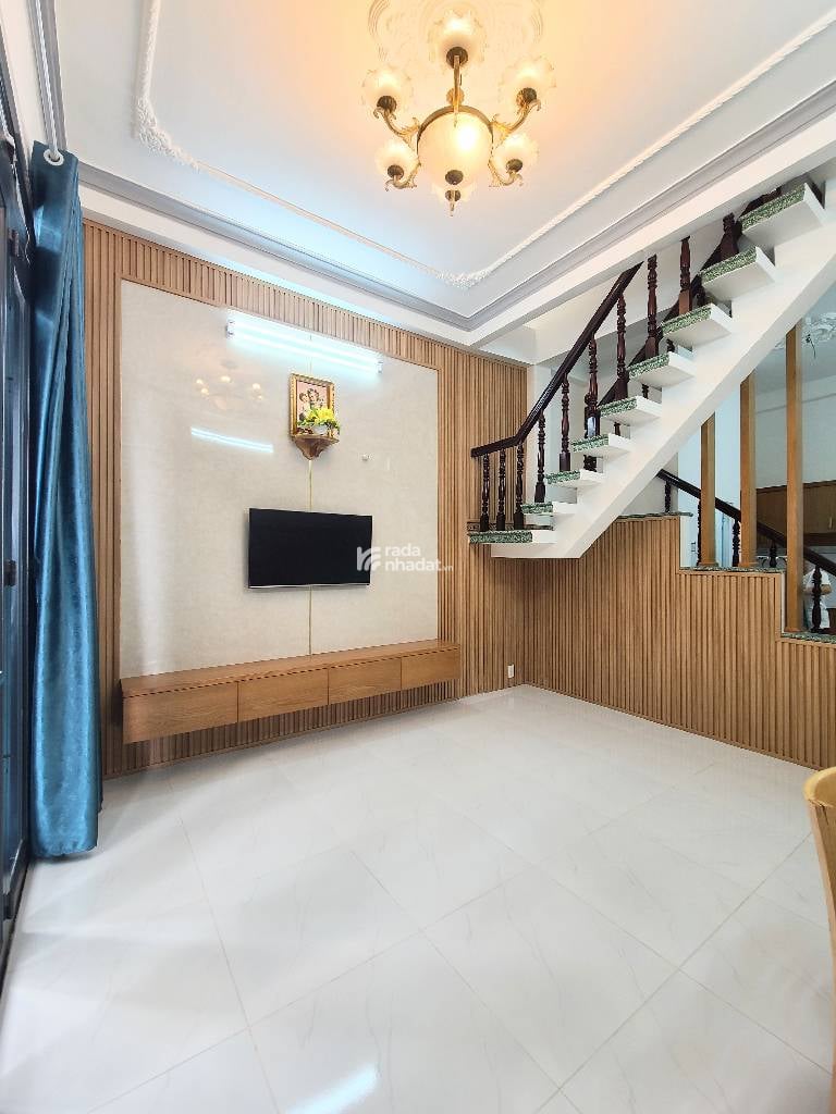 HẺM XE HƠI PHAN HUY ÍCH, TÂN BÌNH, 32M2 CÓ KC Ở NGAY. GIẢM 350TR CHỈ CÒN 4.5T