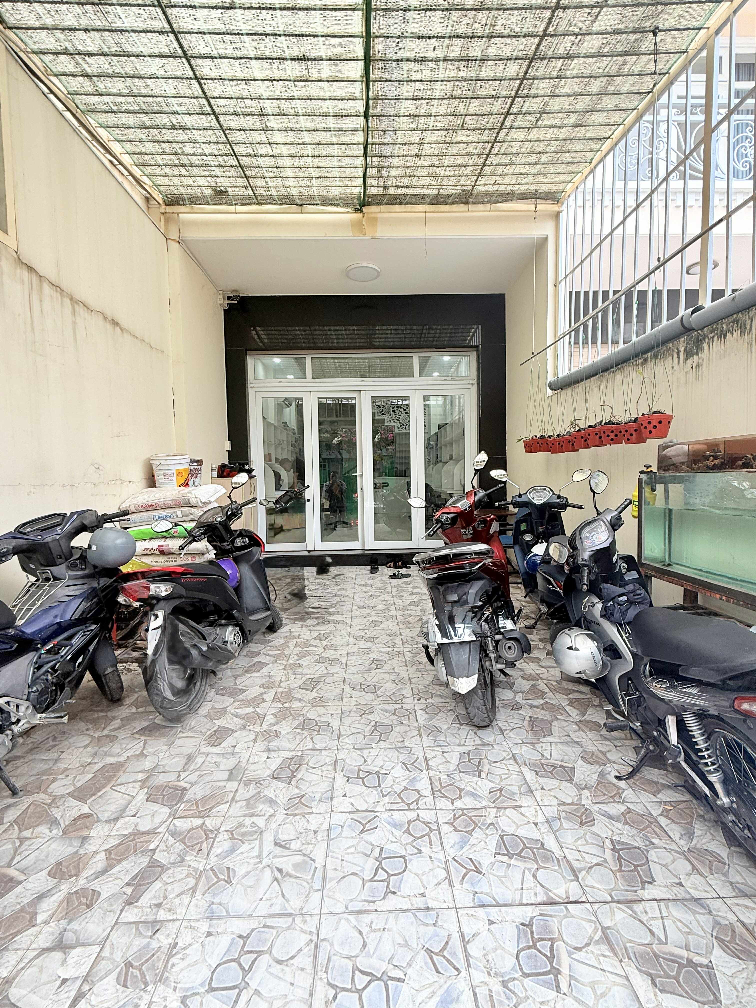 BÁN NHÀ HXH TRƯỜNG CHINH - TÂN HƯNG THUẬN - Q12 - 4 TẦNG - 84M2 - CHỈ 8.1 TỶ TL TỐT