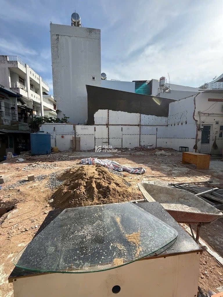 Bán đất nở hậu Quận 7 ngang 5.1m dài 15m nở 5.6m vuông vức khu hiện hữu chỉ 5 tỷ