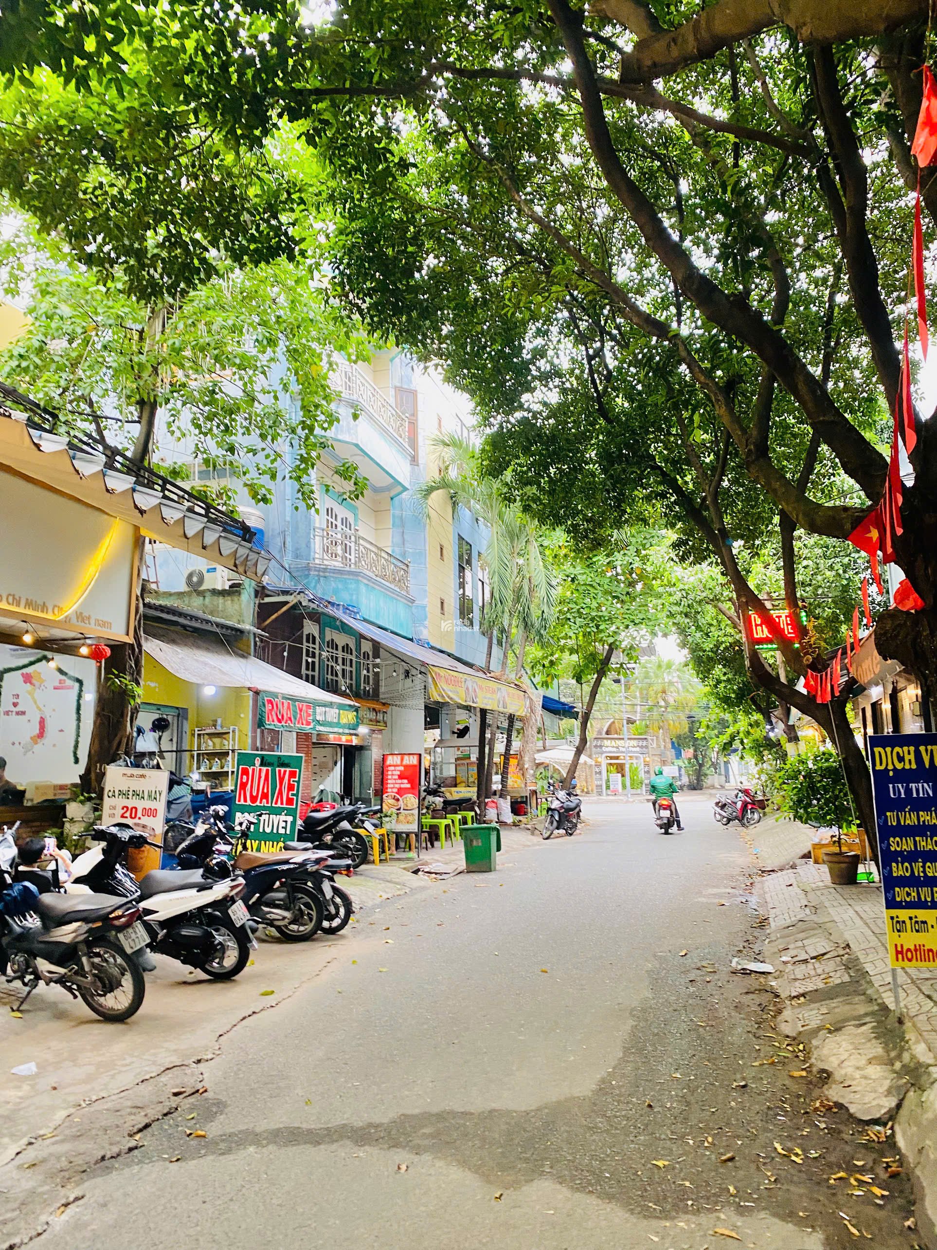 HOT: Góc 2 MT 860// Xô Viết Nghệ Tĩnh P.25 Bình Thạnh cách MT Nguyễn Gia Trí 20m