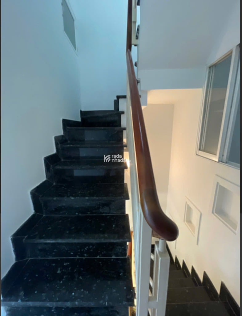 NHÀ 4 TẦNG - 25M2 - HẺM 4M THÔNG - DÒNG TIỀN 18 TR/T