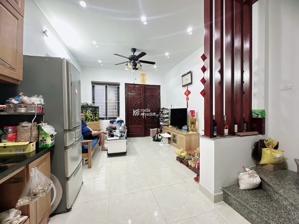 NGÕ NÔNG RỘNG - CÁCH Ô TÔ 20M - SẴN SLOT ĐỂ Ô TÔ - 8 TỶ - 30M2 - GIỮA LÒNG CẦU GIẤY