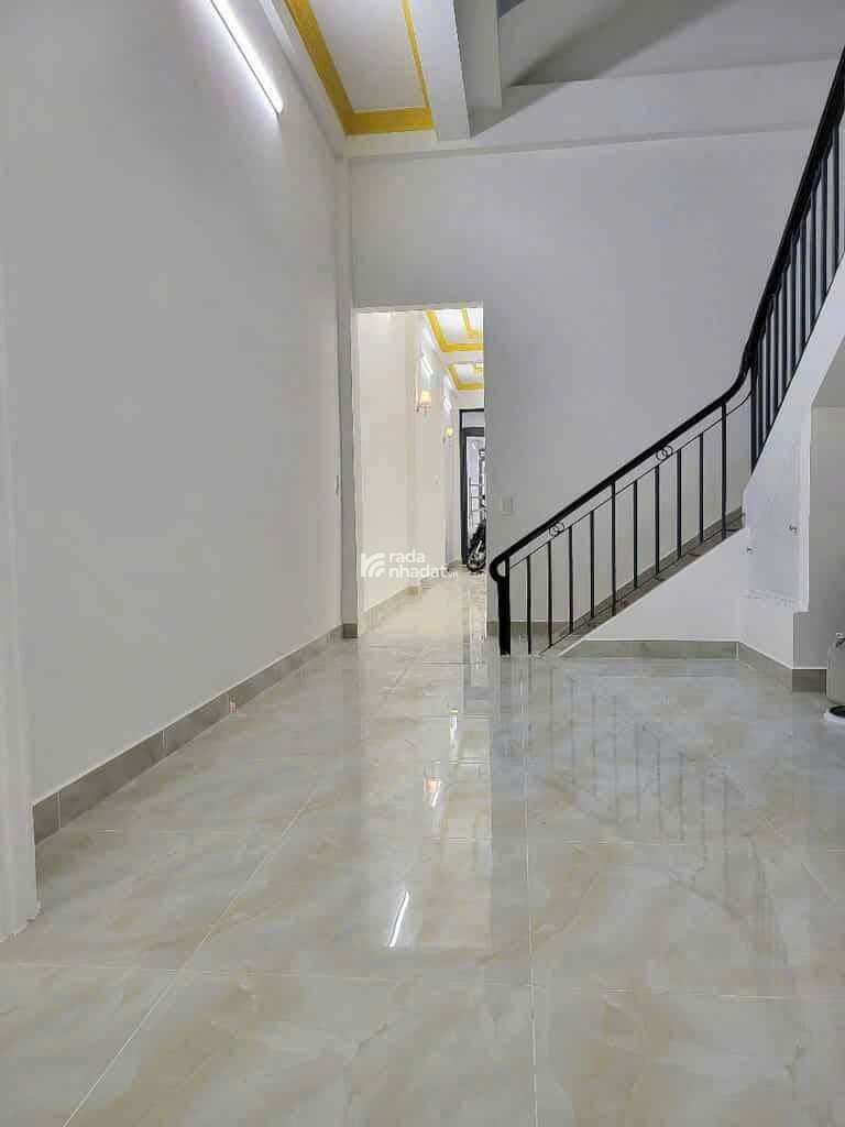 Bán Nhà Mặt Tiền,Đường Lê Trực,P.1,Ngay Chợ Bình Tây(4 x 24 x 5 Tầng) 21 Tỷ TL