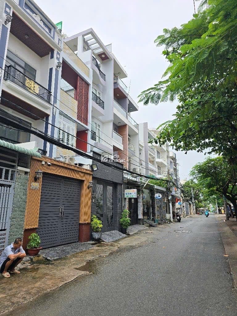 Bán nhà Quận 7 có 90m2 thổ cư nhà 2 tầng 5 phong cho thuê ngang 4.7x22.6m chỉ 7 tỷ