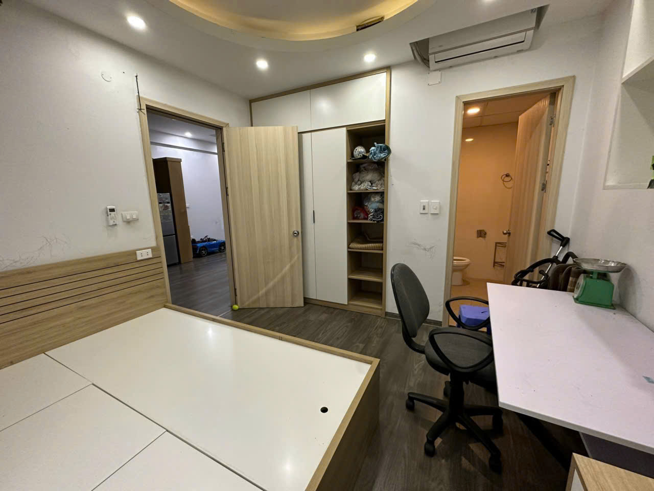  Bán gấp căn hộ thoáng mát tại chung cư Thanh Hà Cienco 5 