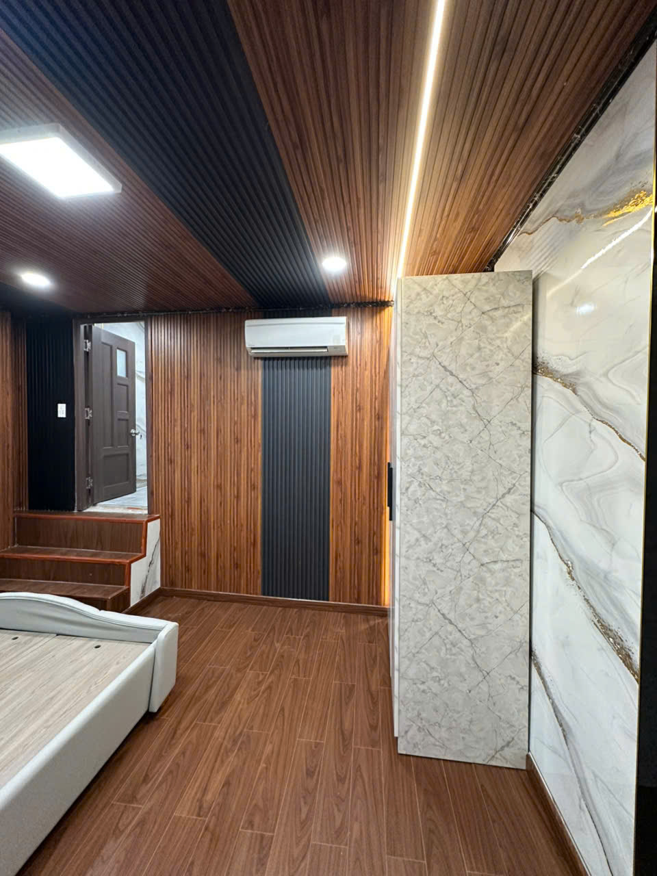  BÁN CHDV 6 TẦNG  20 PHÒNG -THANG MÁY -DÒNG TIỀN 90 TRIỆU/THÁNG - LÊ ĐỨC THỌ P16 GÒ VẤP GIÁ 14.3 TỶ