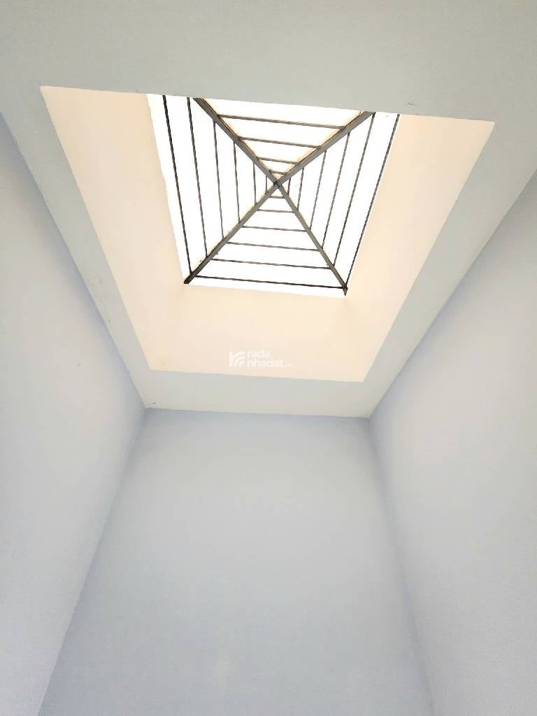 4 TẦNG - GẦN CẦU CHÀ VÀ - GIÁP QUẬN 5 - TÙNG THIỆN VƯƠNG- Q.8-DT: 27M2-  4 TỶ 850.