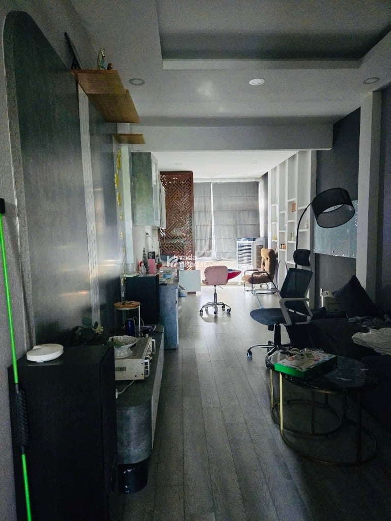 NHỈNH 14 TỶ - 62M2 - 4 TẦNG BTCT - MẶT TIỀN HOÀNG VĂN THỤ - TÂN BÌNH - NHÀ ĐẦY ĐỦ CÔNG NĂNG