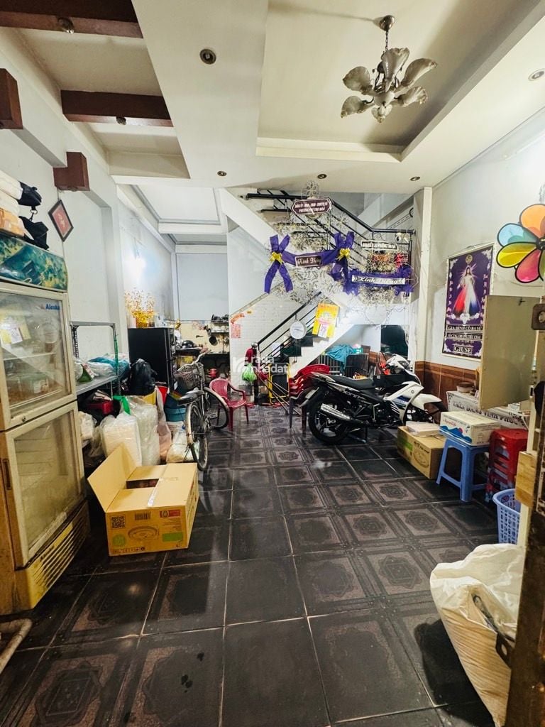 GIÁ RẺ, MTKD TÂN QUÝ, TÂN PHÚ, CHUẨN 50M2 HIẾM CÓ. GIẢM 450TR CHỈ 11.8T TL 