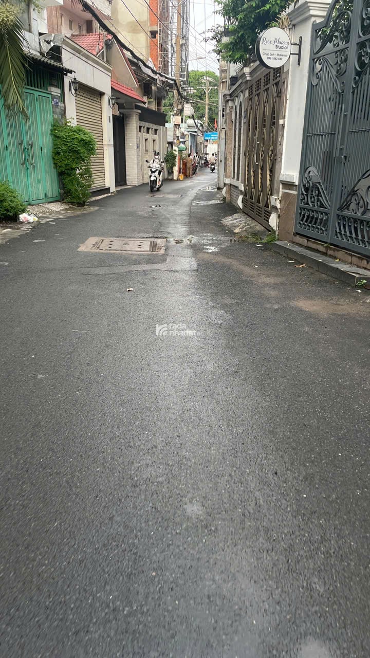 Cần Bán Nhà Phố 2 Tầng Xe hơi Đậu Trước Cửa Nhà 2 Mặt Thoáng Thống Nhất P16 Q Gò Vấp