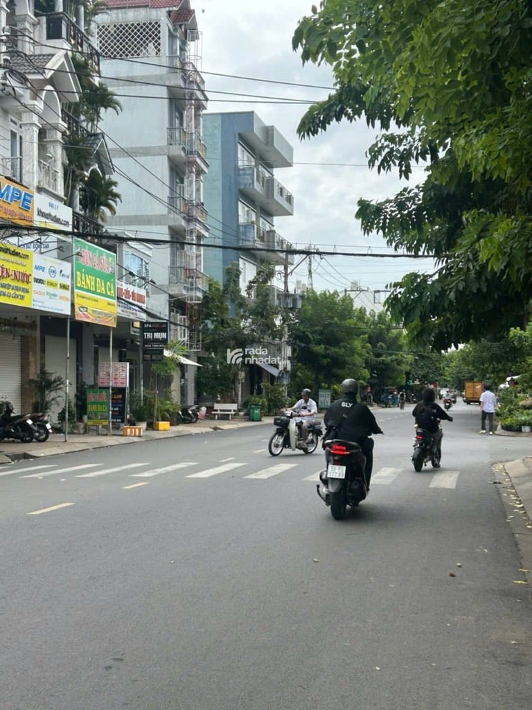 MTKD NGUYỄN PHÚC CHU, TÂN BÌNH, 120M2 MỚI Ở NGAY. GIẢM 350TR CHỈ CÒN 12.9T TL 